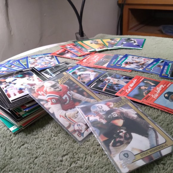 MYSTERY BAG of 100 mixed unsearched baseball football card mixed collection - Picture 10 of 10